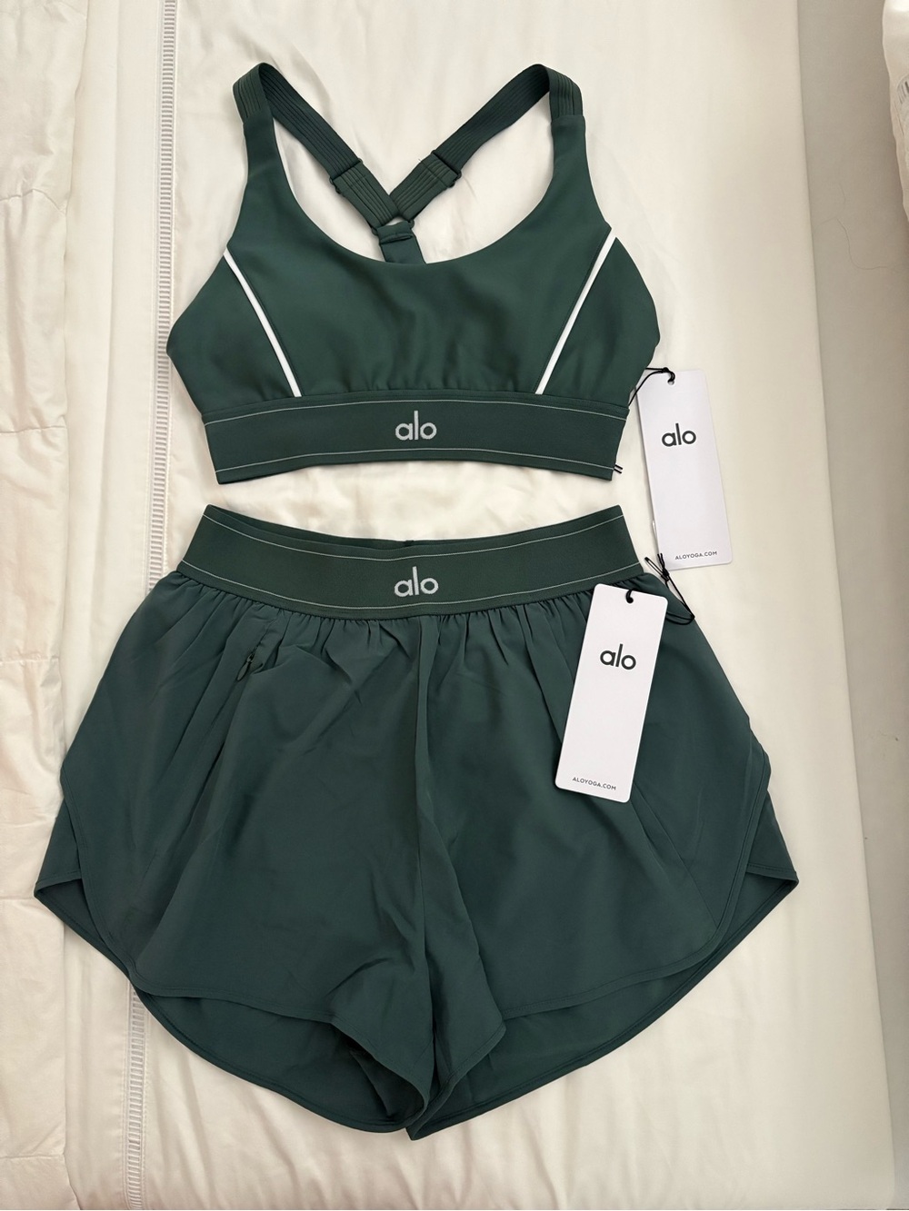 Alo yoga set airlift suit up bra and match point short size s both BNWT
